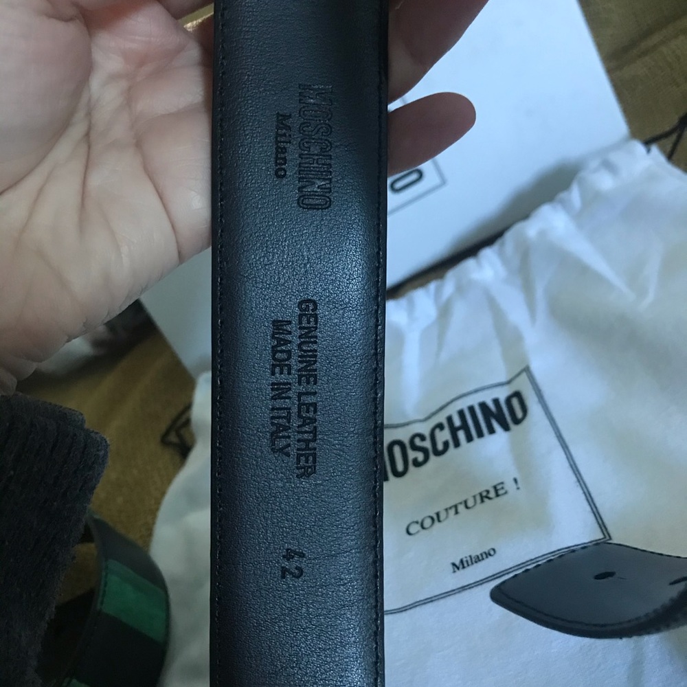 Moschino leather cursive logo belt - Picture 5 of 12